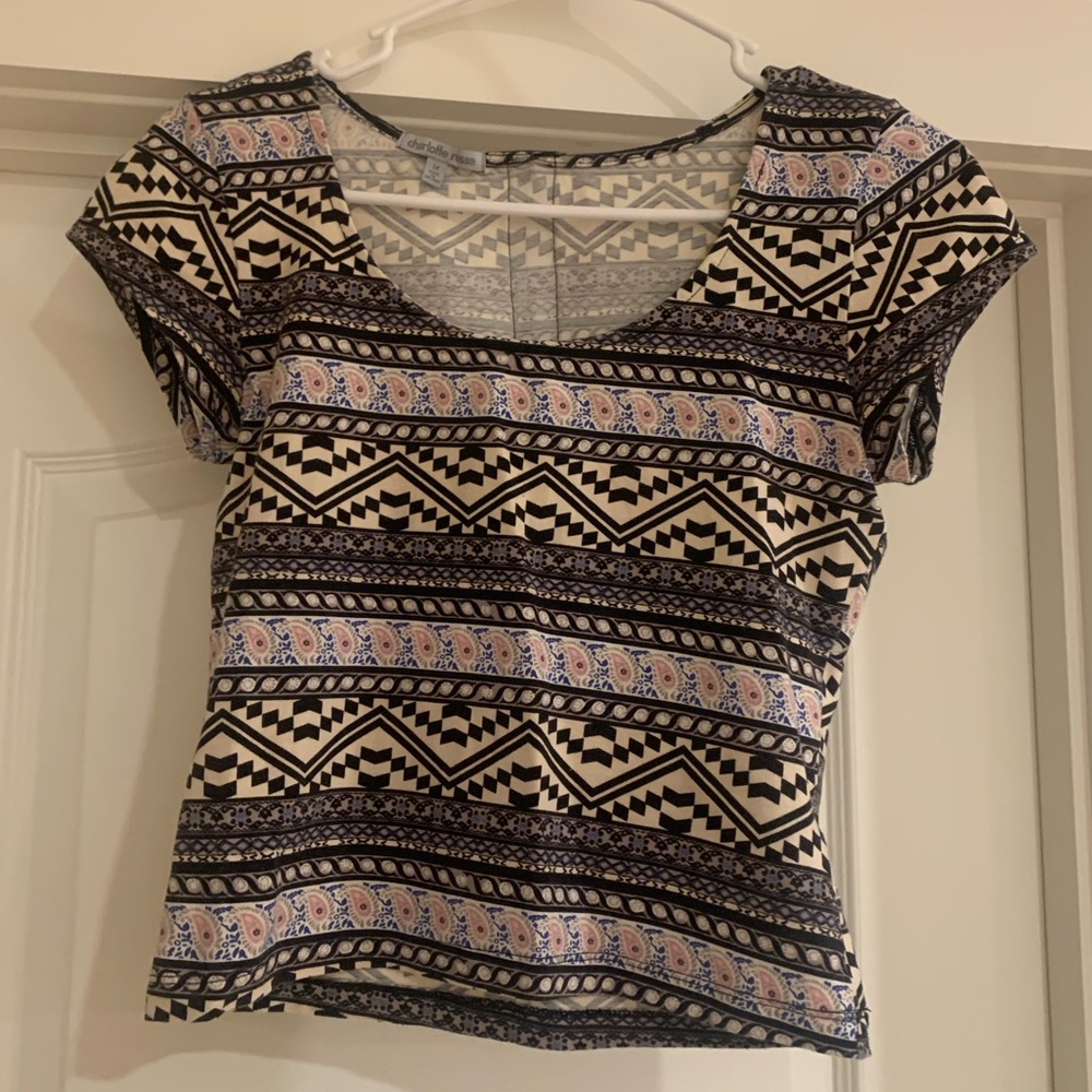 Charlotte Russe Patterned Short Sleeve Top